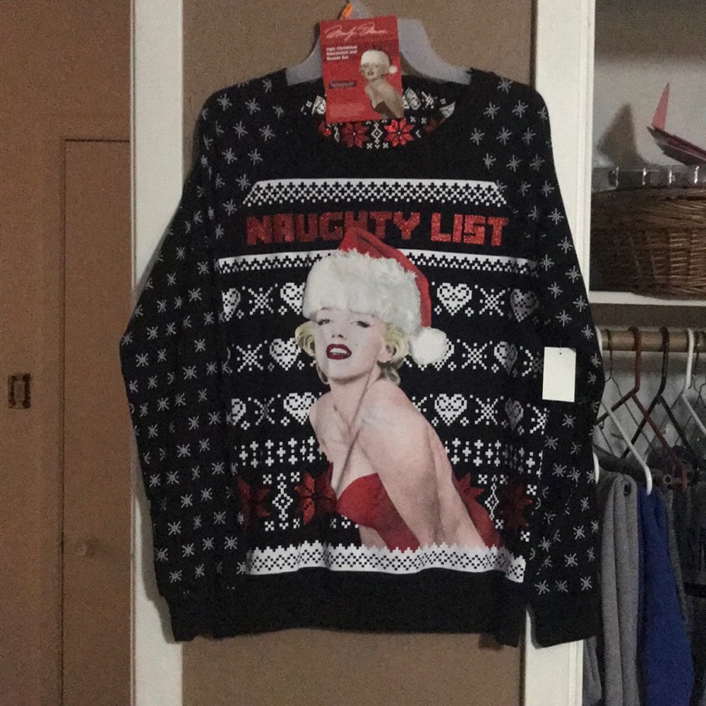 Marilyn Monroe Holiday sweatshirt.